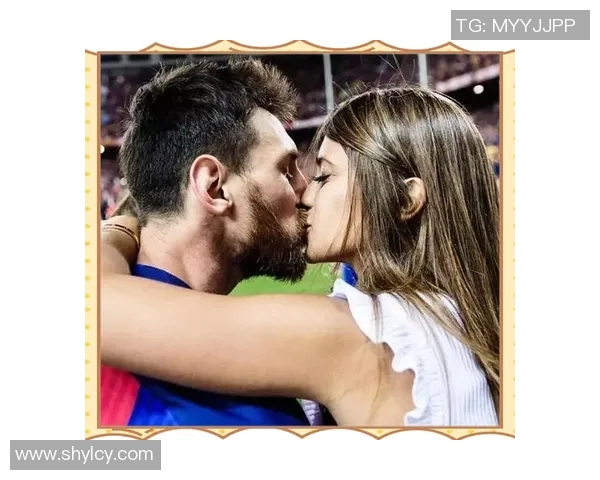 足球明星的爱情故事与历任女友精彩瞬间回顾